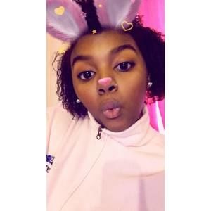 Meet your Posher, Lela